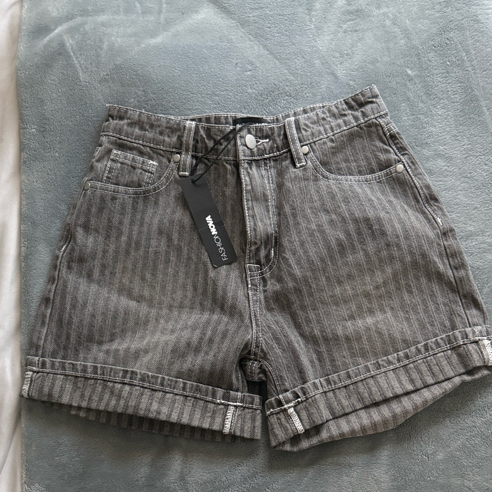 Fashion Nova Gray Striped Jean Shorts